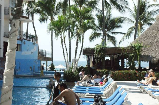 10153777_838964819452510_379195941_n