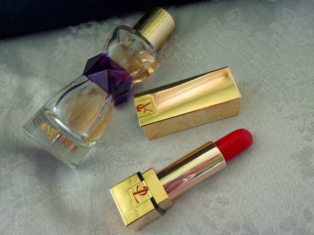 Beauty Review Yves Saint Laurent Rouge Pur Couture Lipstick Rouge Vernis Red 3