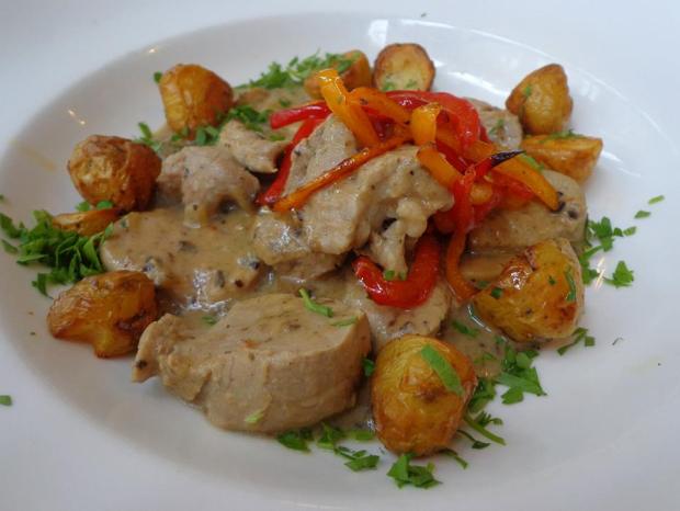 U6 Utrechtsestraat Amsterdam Pork medallions