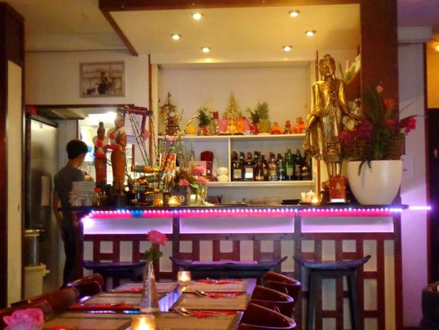 Maenaam Thai Restaurant Amsterdam bar