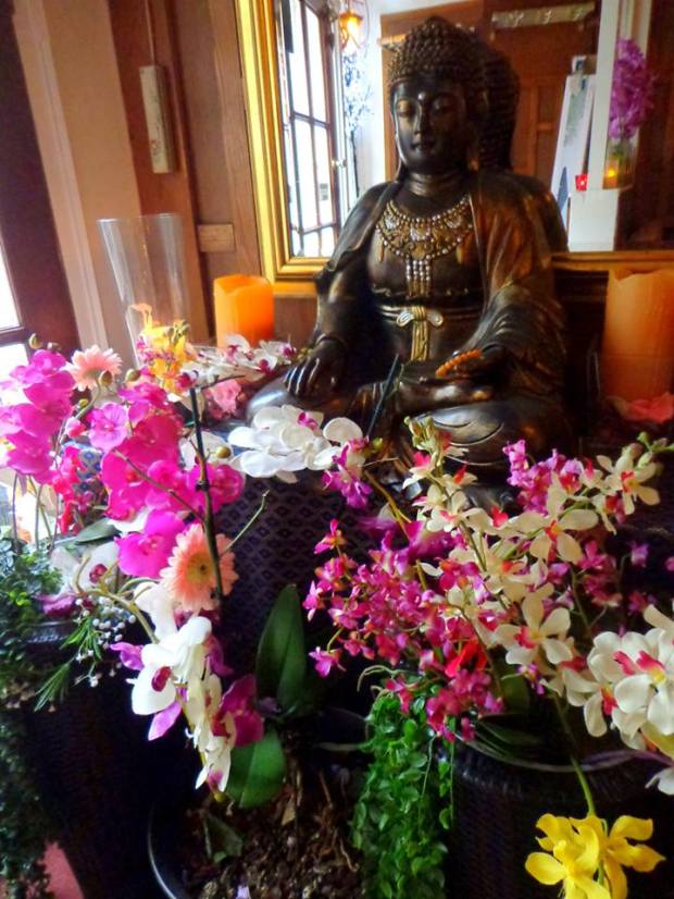 Maenaam Thai Restaurant Amsterdam Buddha